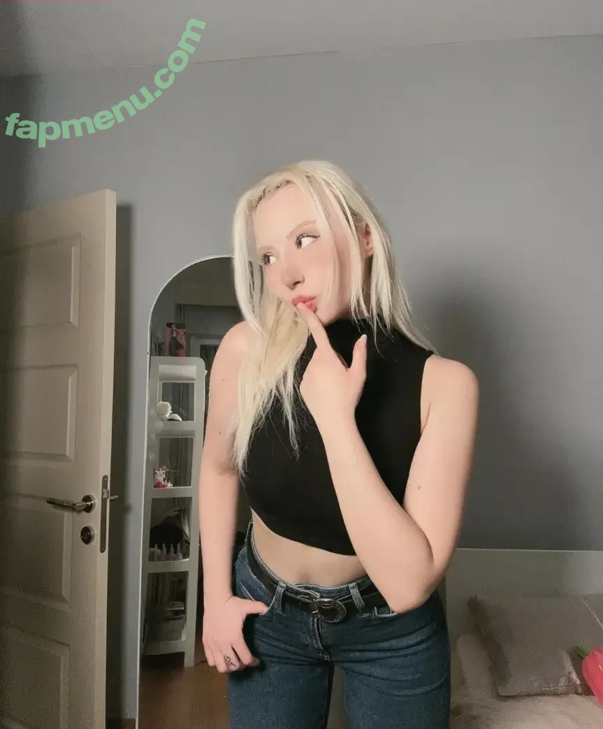stassianova nude photo #0025 (Anna)