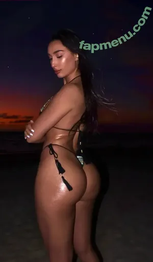 Stavroula / stavroula.lan nude photo #0037