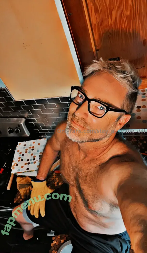 stay_at_home_dilf nude photo #0039 (stayathomedilf1)