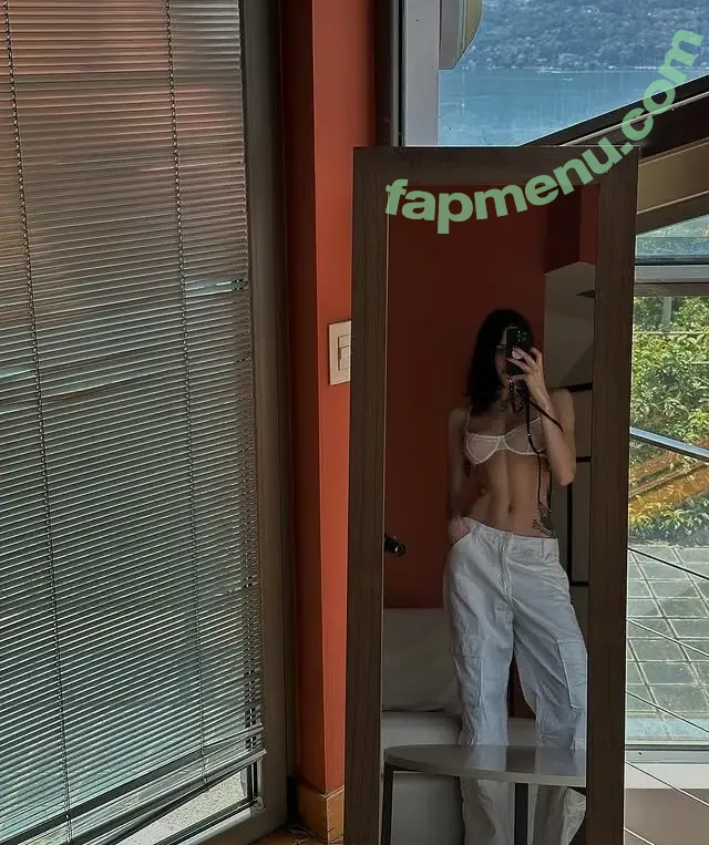 Stefani Mohort nude photo #0008 (stefani.mohort / stefani_mohorti)