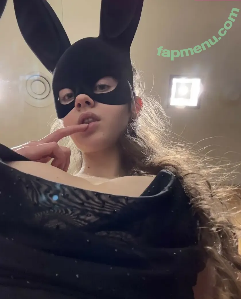 Stefania Deriabina nude photo #0632 (Derwald / st.efania4105 / xostefania)