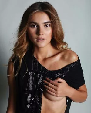 Stefanie Giesinger / stefaniegiesinger / steffigiesinger nude photo #0417