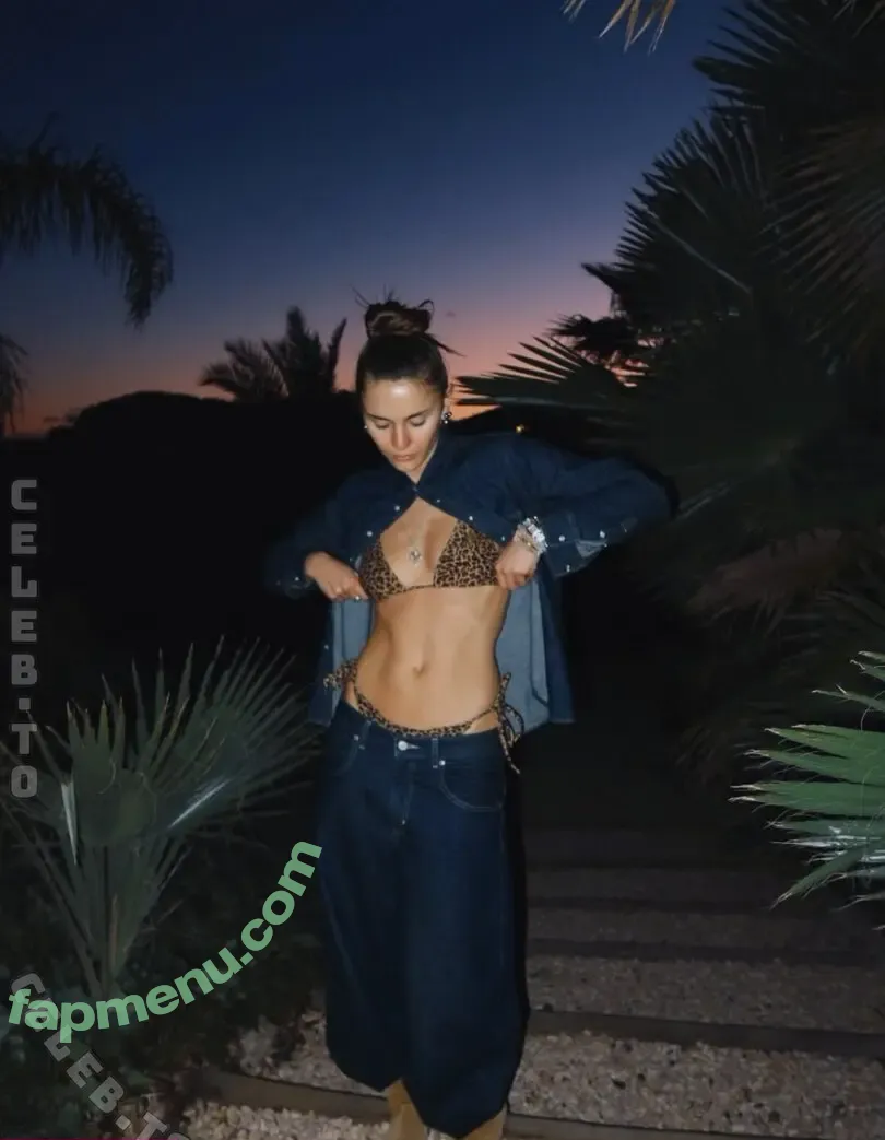 Stefanie Giesinger nude photo #0628 (StefanieGiesinger1 / stefaniegiesinger / steffigiesinger)