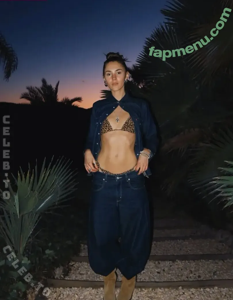 Stefanie Giesinger nude photo #0630 (StefanieGiesinger1 / stefaniegiesinger / steffigiesinger)