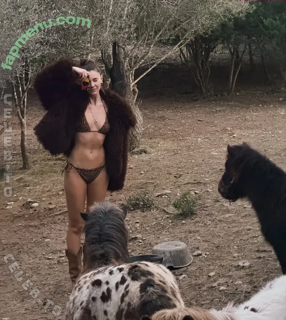 Stefanie Giesinger nude photo #0643 (StefanieGiesinger1 / stefaniegiesinger / steffigiesinger)