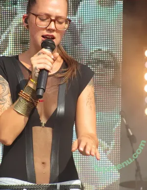 Stefanie Heinzmann / stefanieheinzmann nude photo #0021