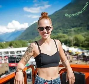 Stefanie Heinzmann / stefanieheinzmann nude photo #0062