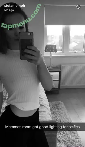 Stefanie Moir / naturallystefanie nude photo #0144