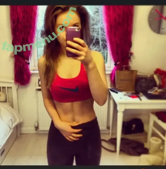 Stefanie Moir nude photo #0130 (naturallystefanie)