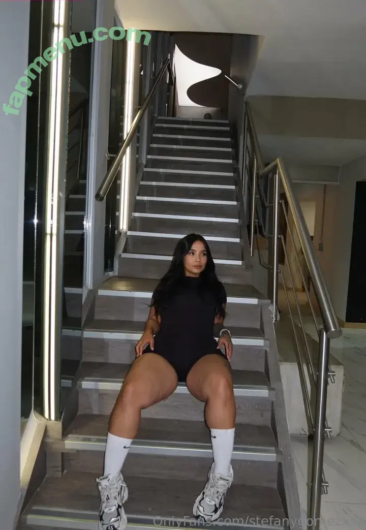 stefanygomezxxx nude photo #0089 (lifewithstef)