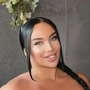 steisycerny / Yasminecurvy nude photo #0002