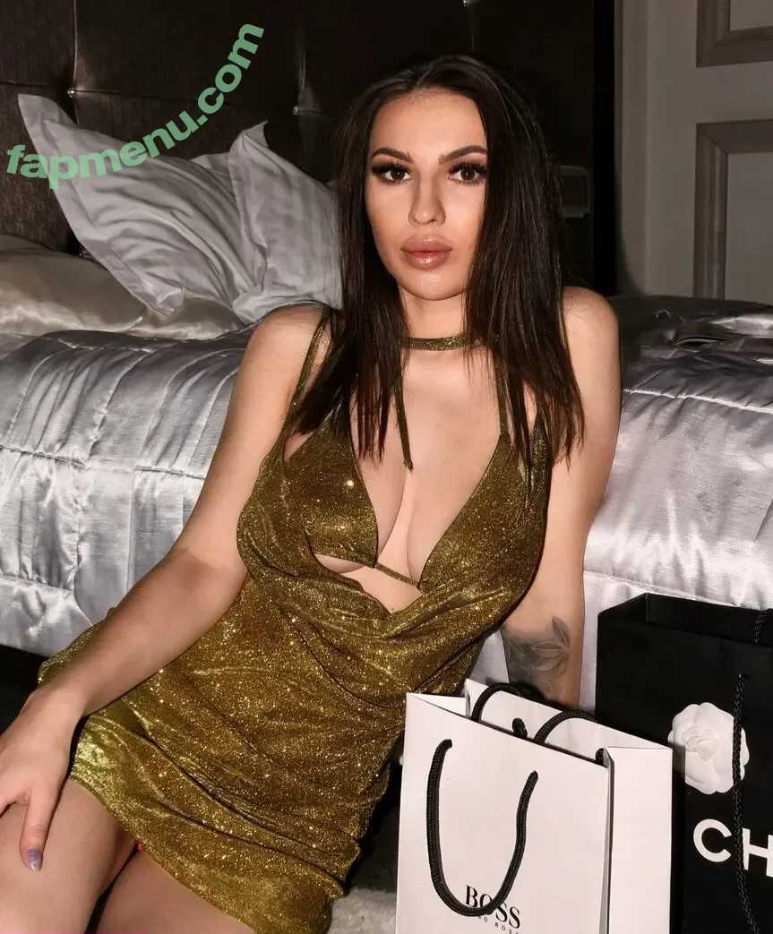 _stella_aa nude photo #0009 (Stellaaa_ / Stellla_a / stella_aaa / stellaaa__ / stellaaaaaaa_aa)