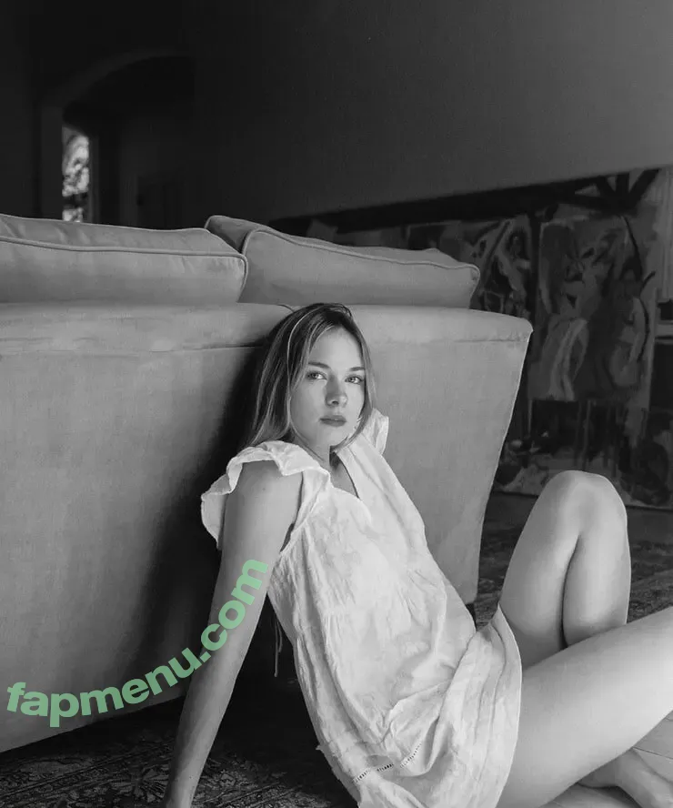 Stella Banderas nude photo #0011 (stellabanderasgriffith)
