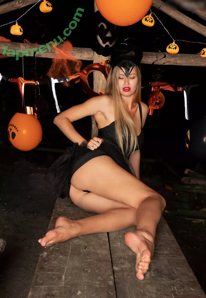 Stella Cardo nude photo #0237 (StellaStephan69 / Stellacardo / stella_cardo_official)