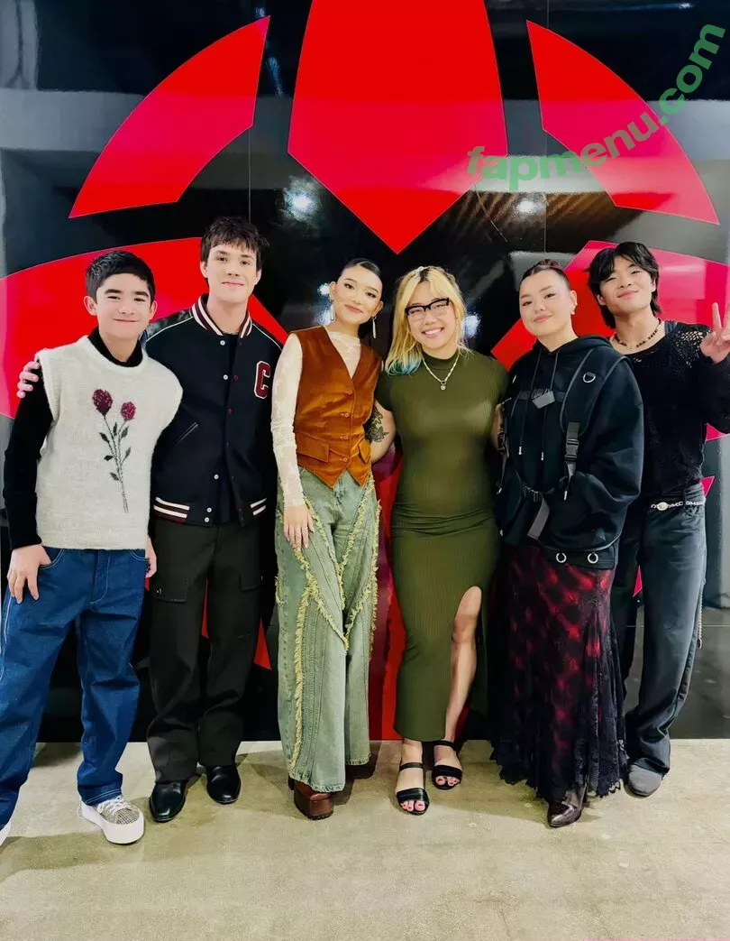 Stella Chung nude photo #0485 (ParallaxStella / therealparallaxstella)