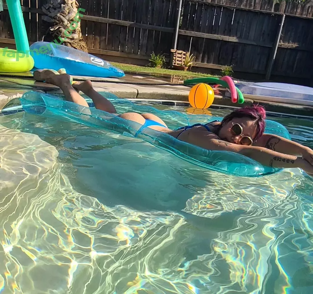 Stella Chung nude photo #0498 (ParallaxStella / therealparallaxstella)