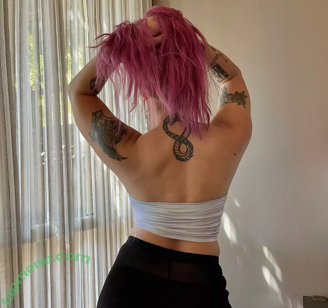 Stella Chung nude photo #0540 (ParallaxStella / therealparallaxstella)