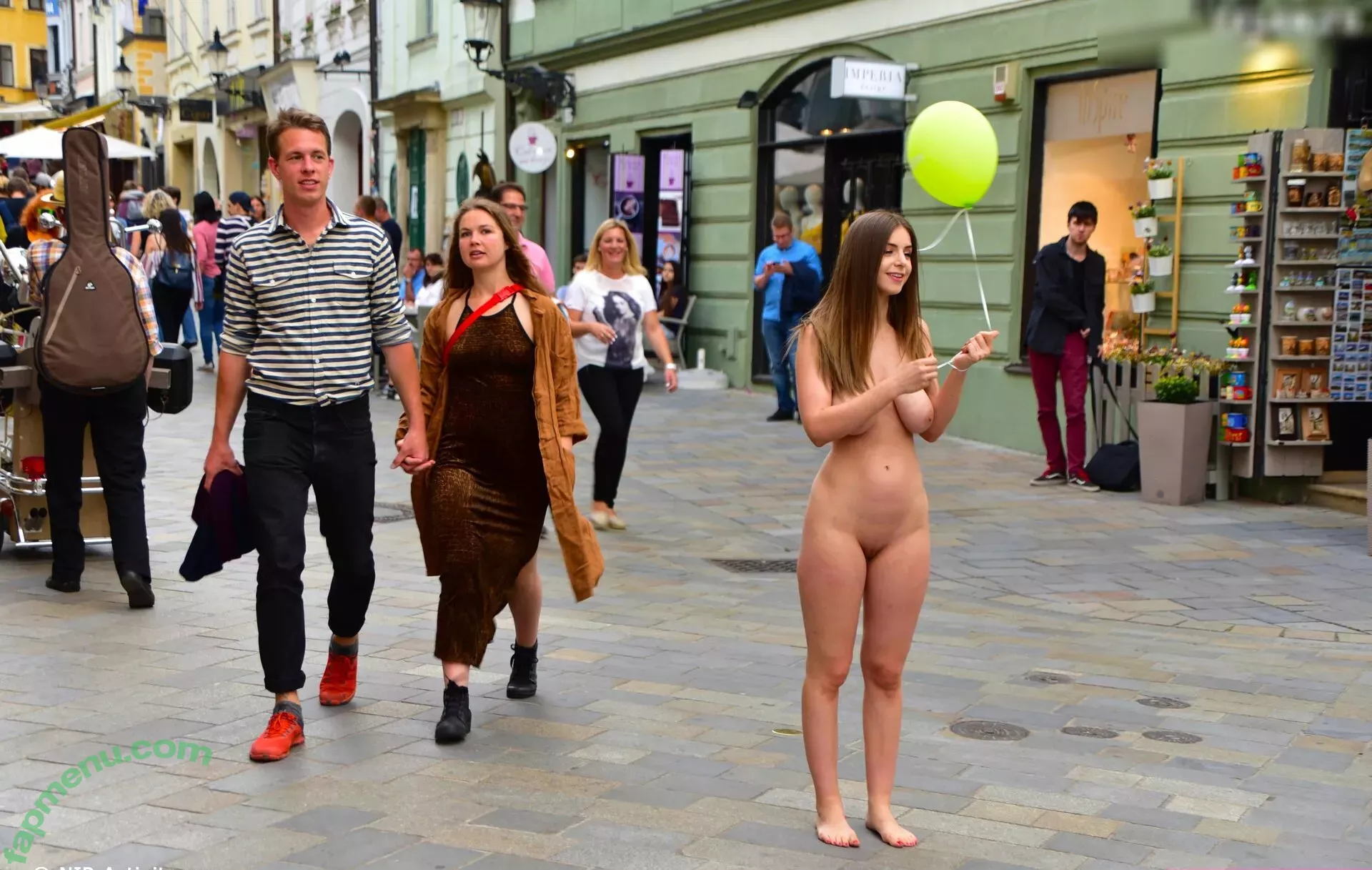 Stella Cox nude photo #1482 (iStellaCox / stella._cox / stella_cox / thestellacox)