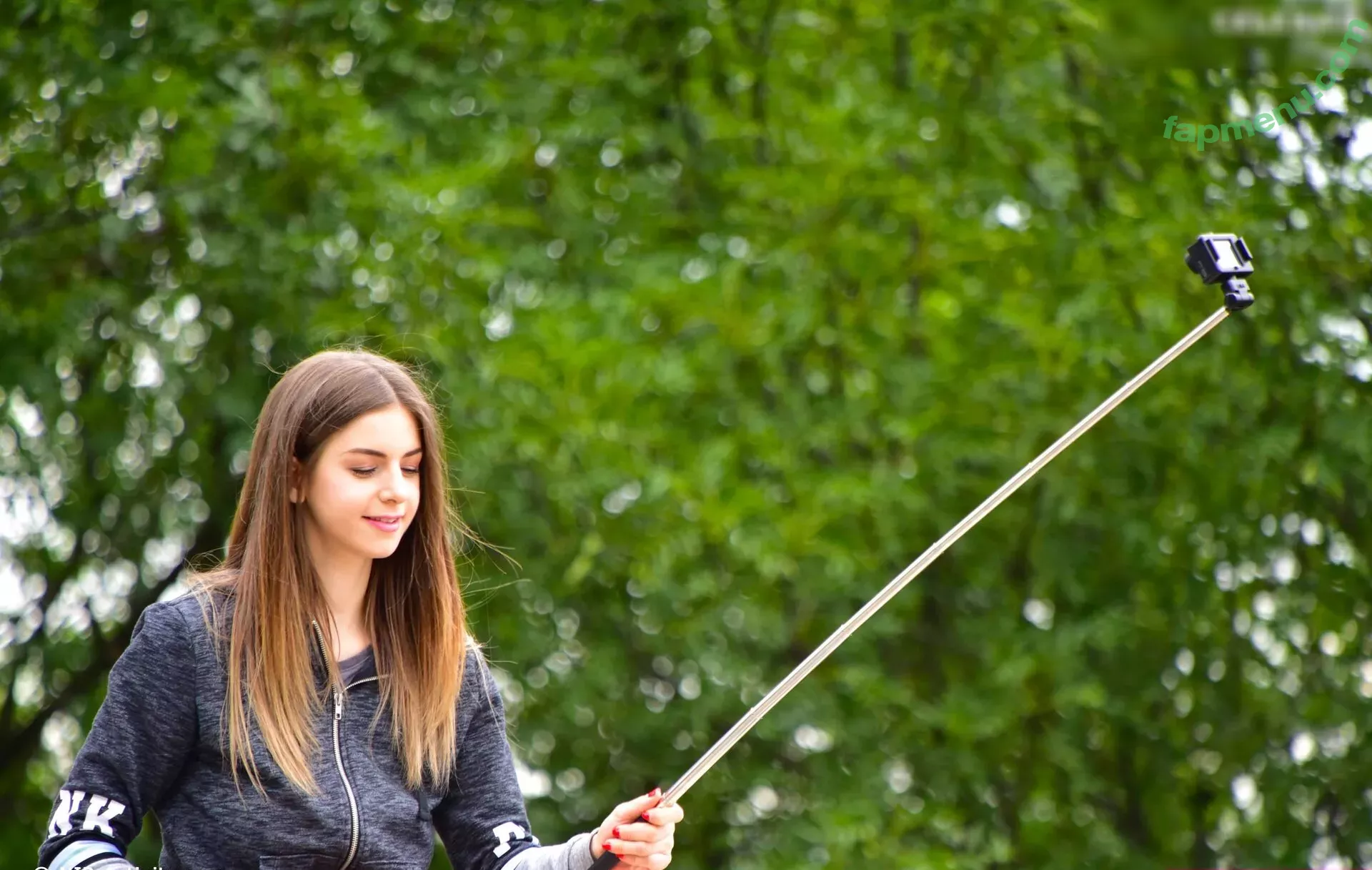 Stella Cox nude photo #1611 (iStellaCox / stella._cox / stella_cox / thestellacox)