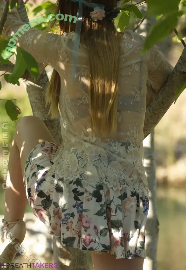 Stella Cox nude photo #2540 (iStellaCox / stella._cox / stella_cox / thestellacox)