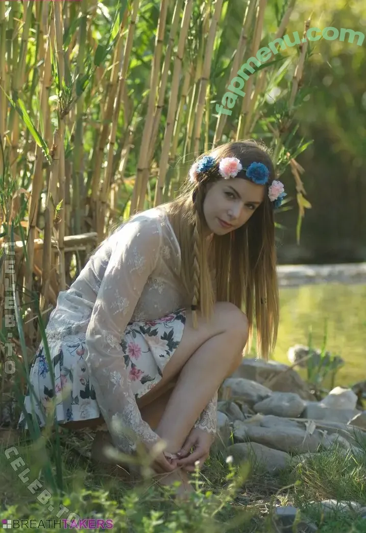 Stella Cox nude photo #2552 (iStellaCox / stella._cox / stella_cox / thestellacox)