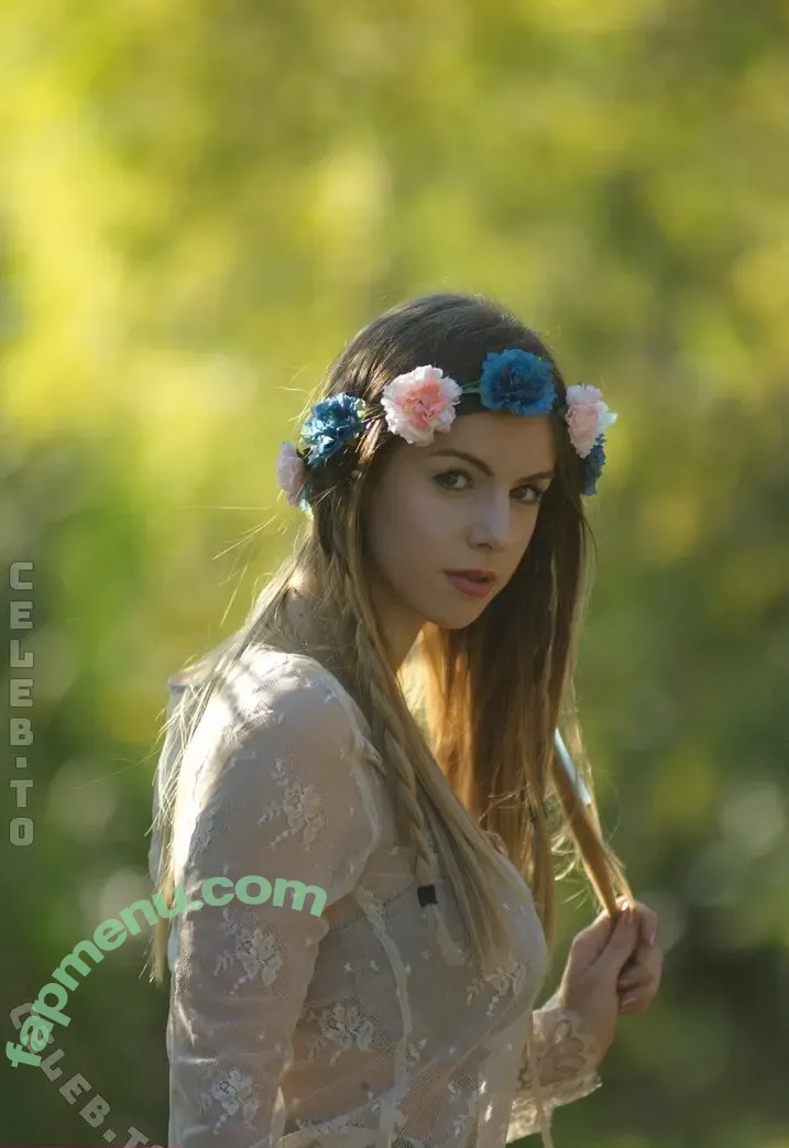 Stella Cox nude photo #2559 (iStellaCox / stella._cox / stella_cox / stella_h_cox / thestellacox)