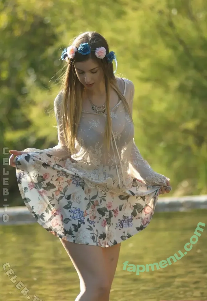 Stella Cox nude photo #2567 (iStellaCox / stella._cox / stella_cox / stella_h_cox / thestellacox)