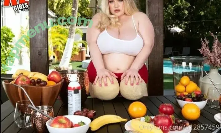 Stella Daniels nude photo #0049 (stunningstelladaniels)
