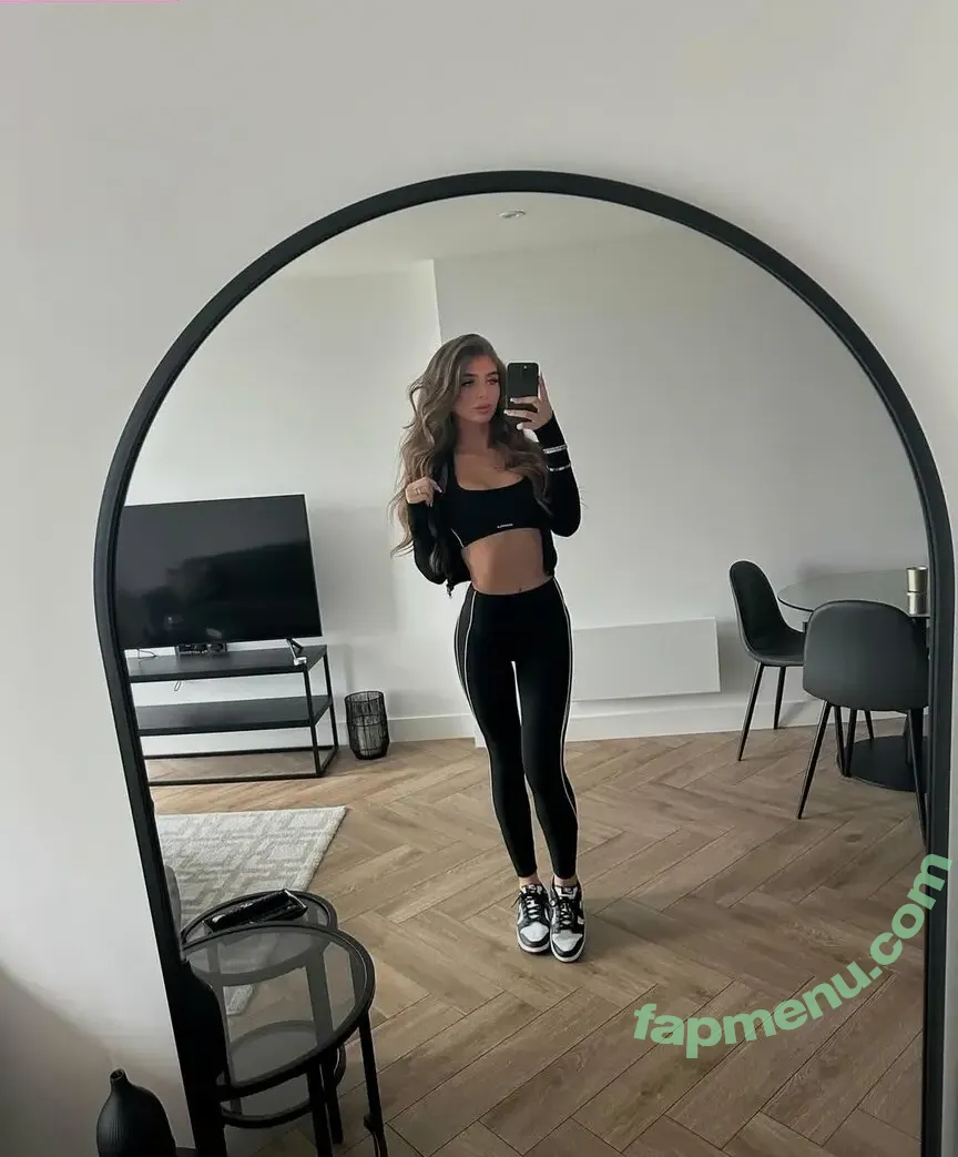 Stella Francis TS nude photo #0019 (stellaxfrancis)
