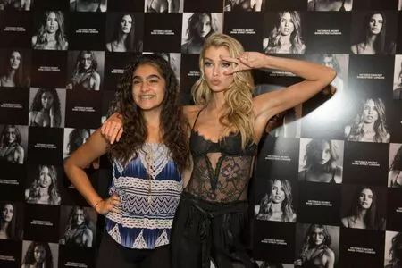 Stella Maxwell / stellamaxwell nude photo #0606