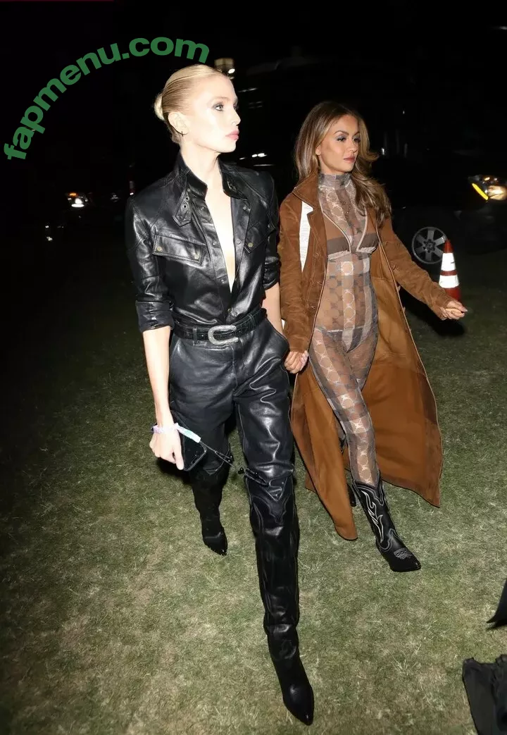 Stella Maxwell nude photo #0597 (stellamaxwell)