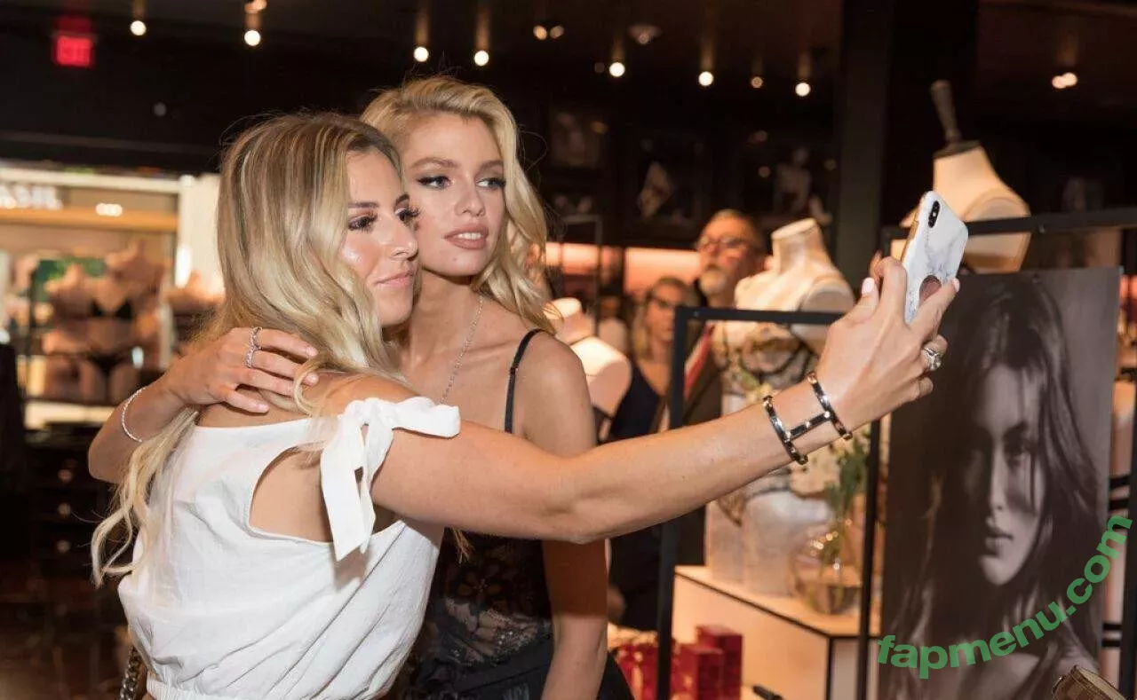 Stella Maxwell nude photo #0605 (stellamaxwell)