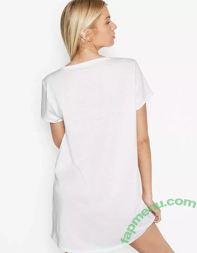 Stella Maxwell nude photo #0616 (stellamaxwell)