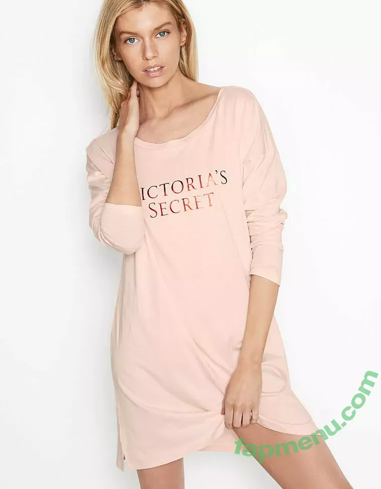 Stella Maxwell nude photo #0619 (stellamaxwell)