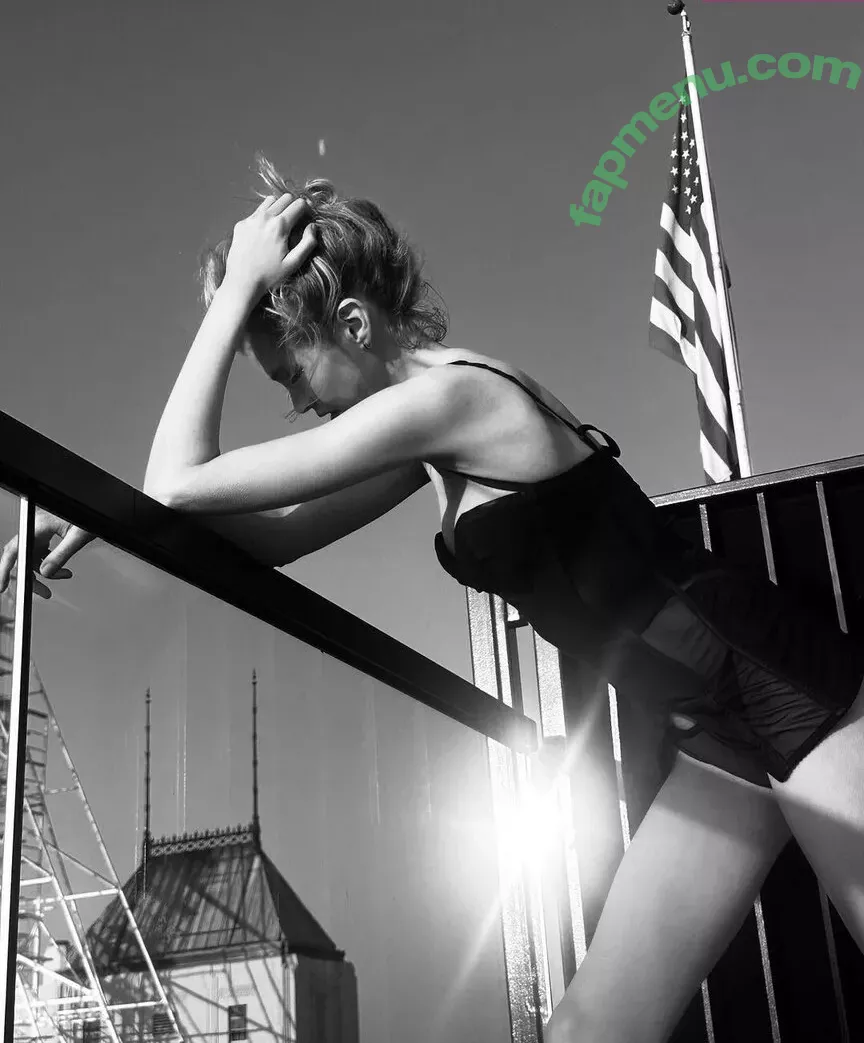 Stella Maxwell nude photo #0634 (stellamaxwell)