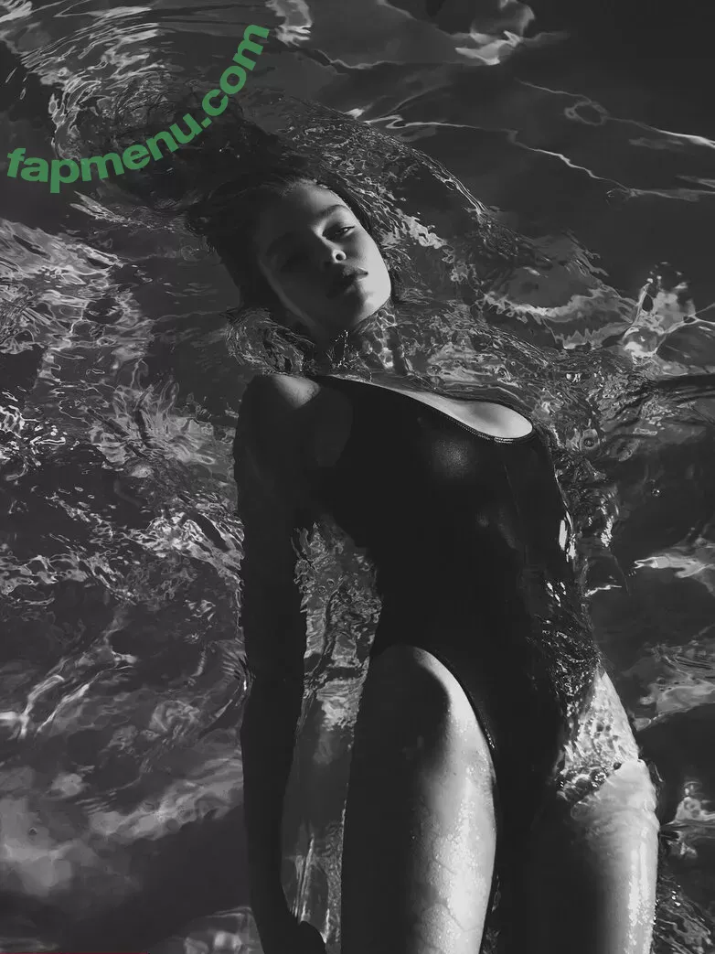 Stella Maxwell nude photo #0747 (stellamaxwell)