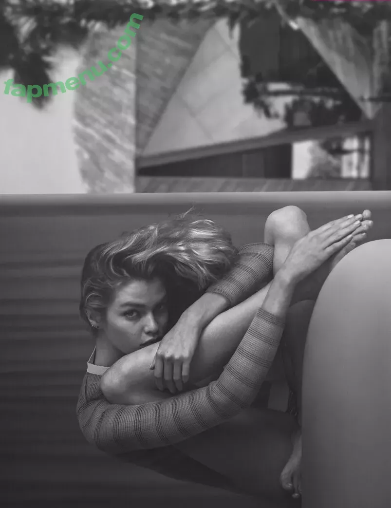 Stella Maxwell nude photo #0760 (stellamaxwell)