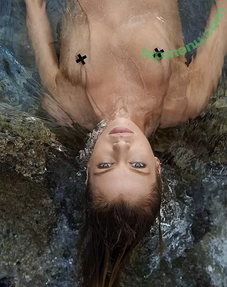 Stella Maxwell nude photo #0804 (stellamaxwell)