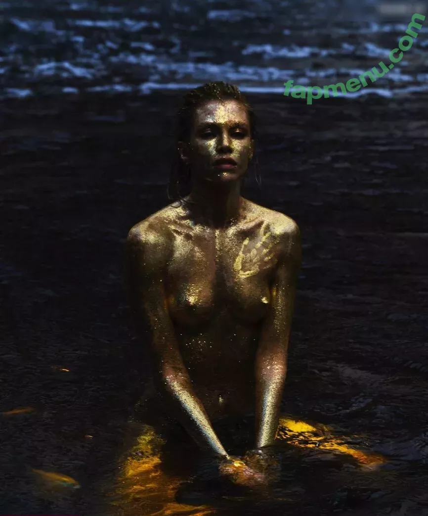 Stella Maxwell nude photo #0807 (stellamaxwell)