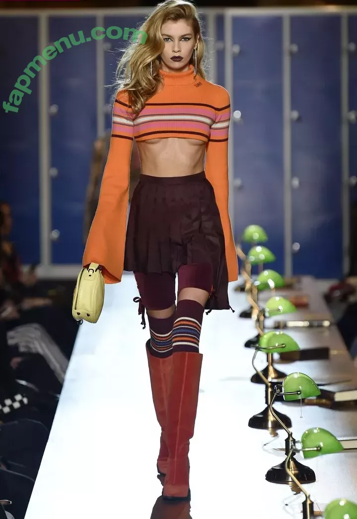 Stella Maxwell nude photo #0845 (stellamaxwell)