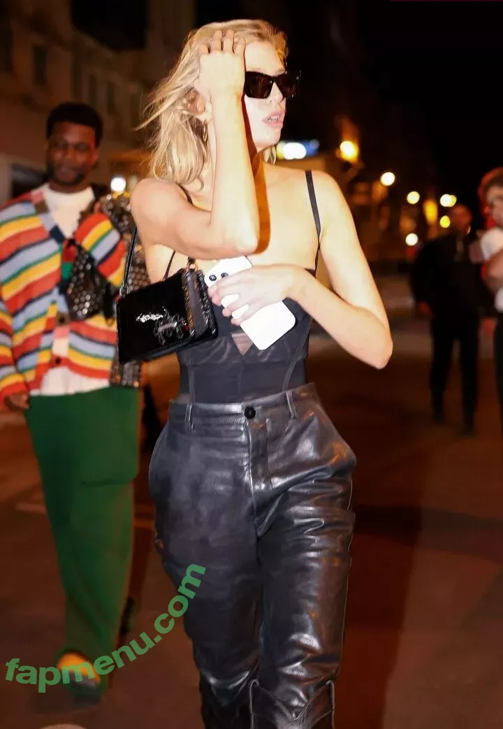Stella Maxwell nude photo #0866 (stellamaxwell)