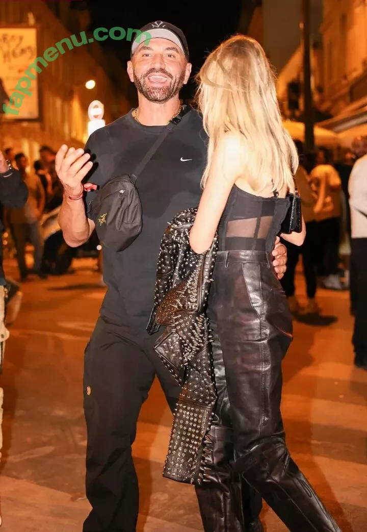 Stella Maxwell nude photo #0871 (stellamaxwell)