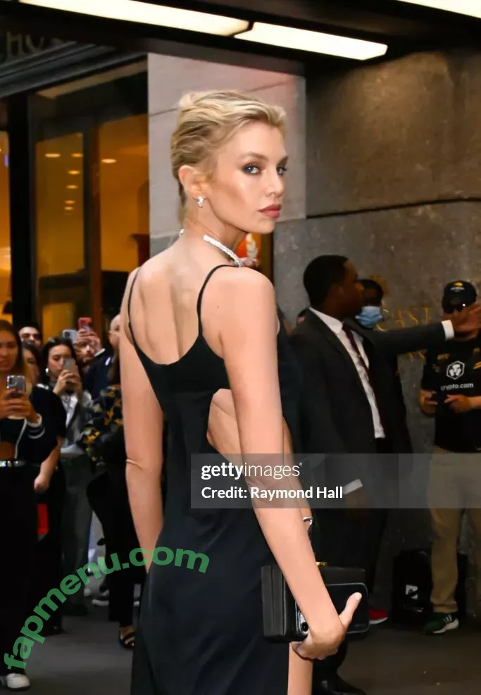 Stella Maxwell nude photo #0951 (stellamaxwell)
