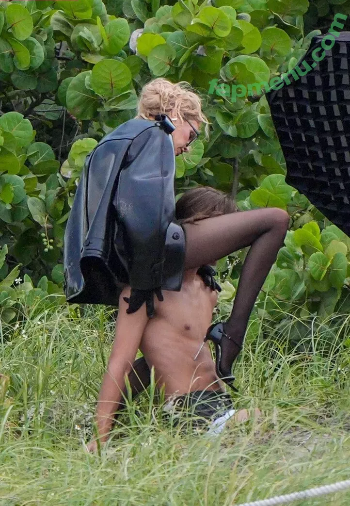 Stella Maxwell nude photo #0956 (stellamaxwell)
