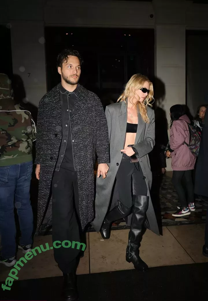 Stella Maxwell nude photo #0978 (stellamaxwell)