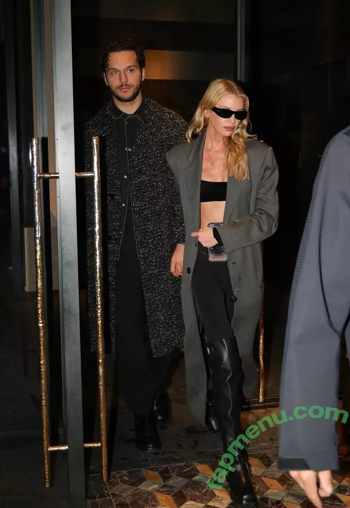 Stella Maxwell nude photo #0989 (stellamaxwell)