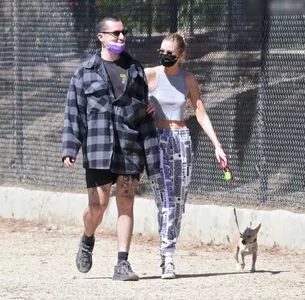 Stella Maxwell / stellamaxwell nude photo #1027