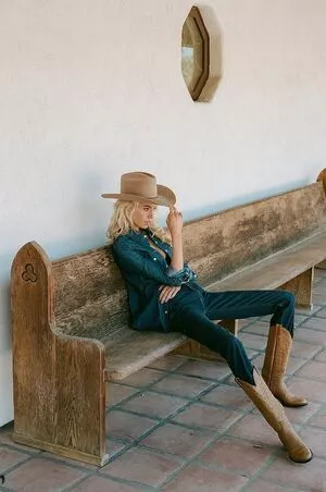 Stella Maxwell / stellamaxwell nude photo #1030