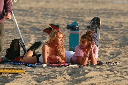 Stella Maxwell / stellamaxwell nude photo #1133