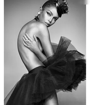 Stella Maxwell / stellamaxwell nude photo #1195